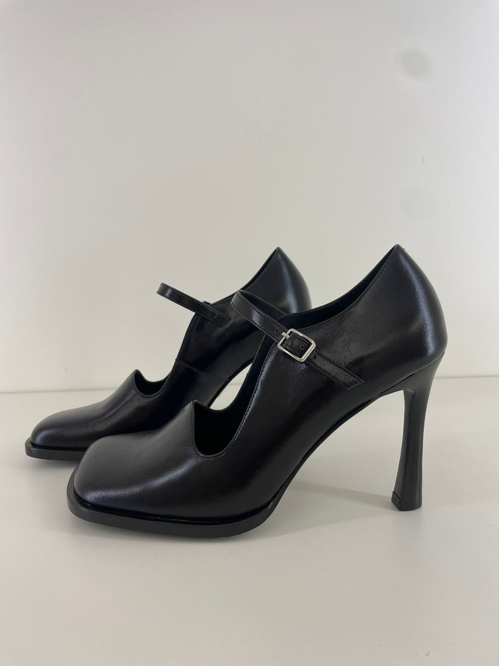 MOODIE DECOLLETE' NERO JEFFREY CAMPBELL
