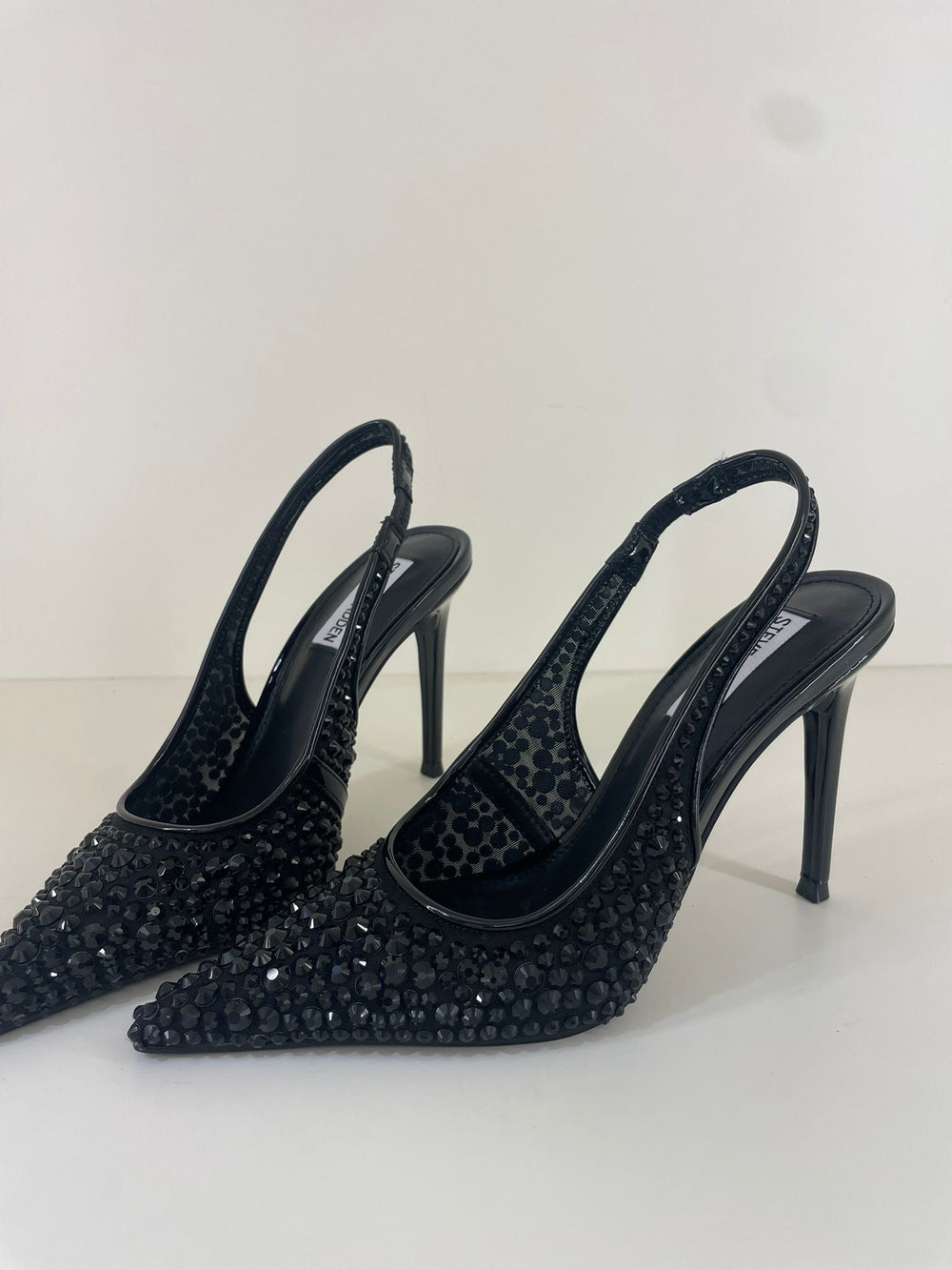 REYES-R DECOLLETE' BLACK STEVE MADDEN