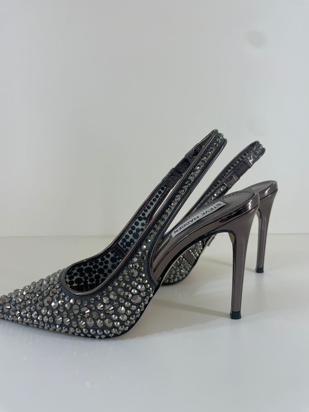 REYES-R DECOLLETE' PEWTER STEVE MADDEN