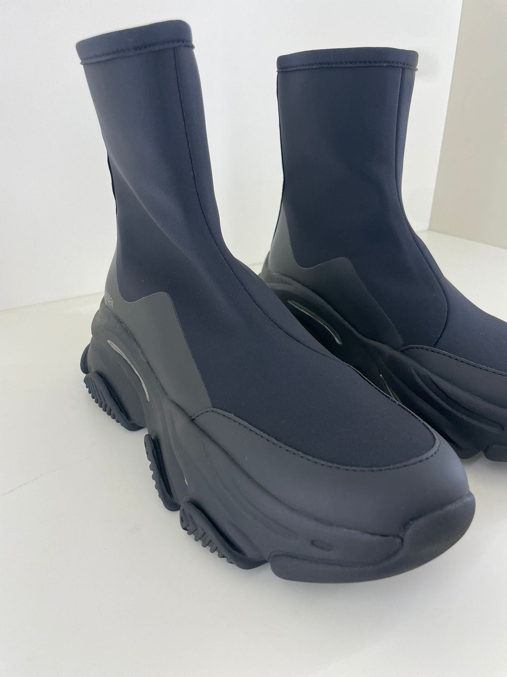 VROOMS SNEAKER NERO STEVE MADDEN